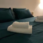Fain Apartments79 *